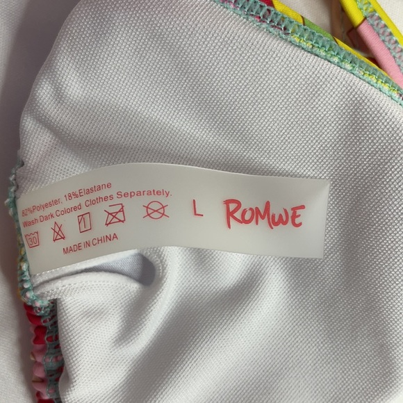 💥 Orange Multicolor Triangle Bikini Top | Size Large - Picture 3 of 5